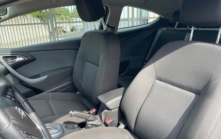 Opel Astra J, 2014 год, 800 000 рублей, 11 фотография