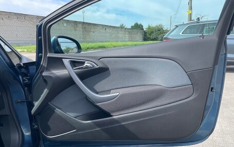 Opel Astra J, 2014 год, 800 000 рублей, 14 фотография