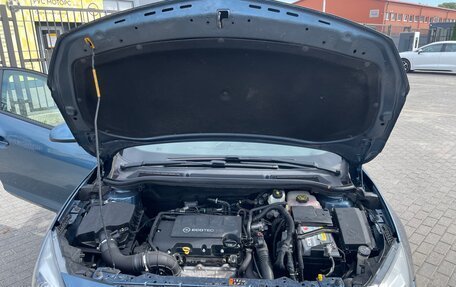 Opel Astra J, 2014 год, 800 000 рублей, 20 фотография