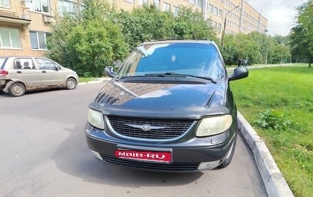 Chrysler Voyager IV, 2001 год, 900 000 рублей, 5 фотография
