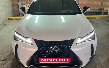 Lexus UX I, 2019 год, 3 120 000 рублей, 3 фотография