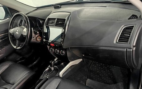Mitsubishi ASX I рестайлинг, 2011 год, 660 000 рублей, 11 фотография