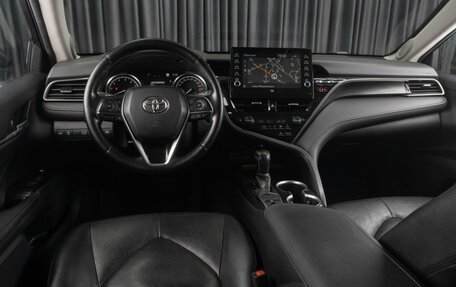 Toyota Camry, 2021 год, 3 149 000 рублей, 8 фотография