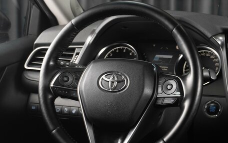 Toyota Camry, 2021 год, 3 149 000 рублей, 23 фотография