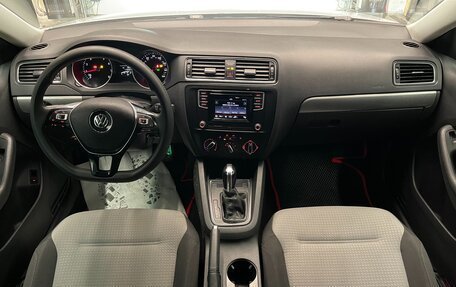 Volkswagen Jetta VI, 2017 год, 1 100 000 рублей, 19 фотография