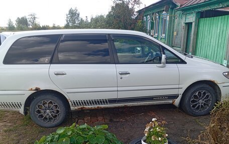 Nissan Presage I, 1999 год, 380 000 рублей, 3 фотография