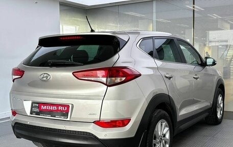 Hyundai Tucson III, 2016 год, 1 749 000 рублей, 6 фотография