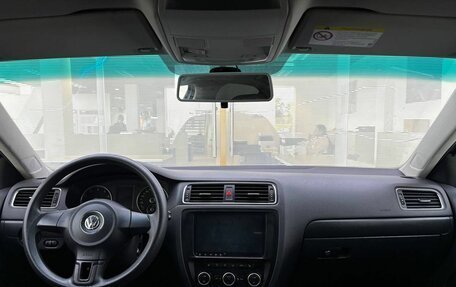Volkswagen Jetta VI, 2013 год, 849 000 рублей, 17 фотография