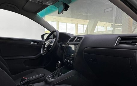 Volkswagen Jetta VI, 2013 год, 849 000 рублей, 13 фотография