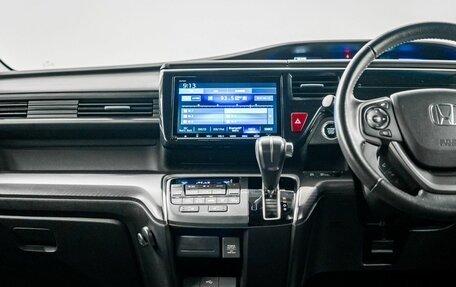 Honda Stepwgn IV, 2018 год, 2 250 000 рублей, 15 фотография