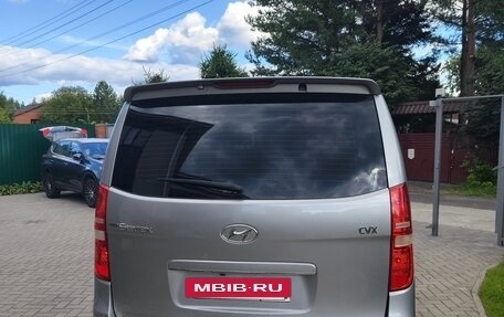Hyundai Grand Starex Grand Starex I рестайлинг 2, 2012 год, 1 700 000 рублей, 4 фотография
