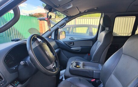 Hyundai Grand Starex Grand Starex I рестайлинг 2, 2012 год, 1 700 000 рублей, 10 фотография