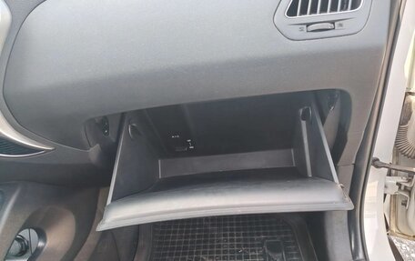 Hyundai ix35 I рестайлинг, 2013 год, 2 050 000 рублей, 23 фотография