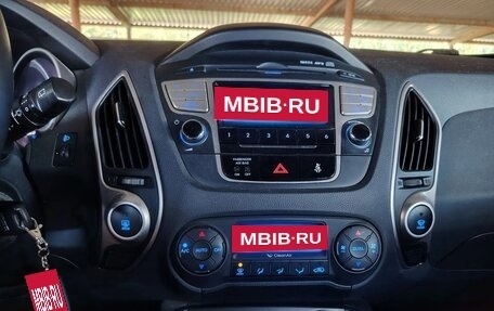 Hyundai ix35 I рестайлинг, 2013 год, 2 050 000 рублей, 22 фотография