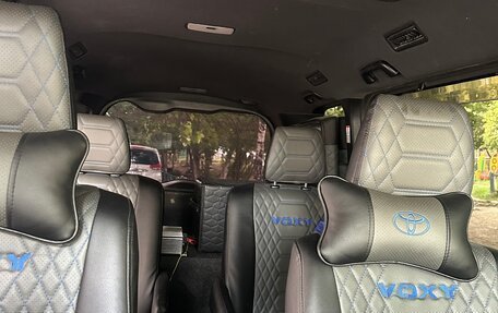Toyota Voxy III, 2018 год, 2 385 000 рублей, 17 фотография