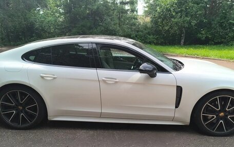 Porsche Panamera II рестайлинг, 2019 год, 6 000 000 рублей, 3 фотография