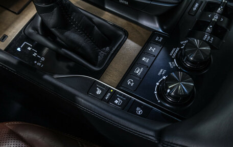 Lexus LX III, 2016 год, 7 499 700 рублей, 25 фотография