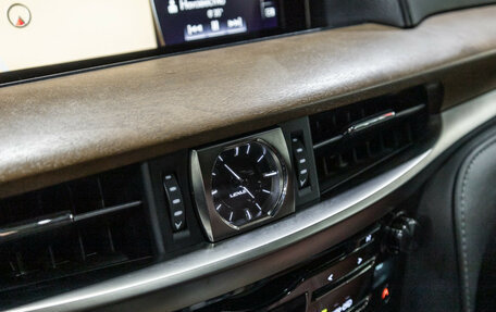 Lexus LX III, 2016 год, 7 499 700 рублей, 32 фотография