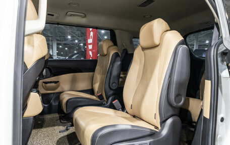 KIA Carnival, 2020 год, 4 320 000 рублей, 15 фотография