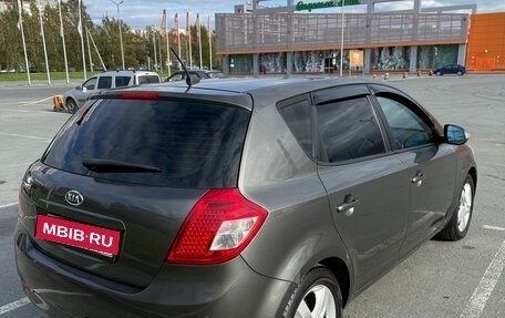 KIA cee'd I рестайлинг, 2010 год, 685 000 рублей, 5 фотография