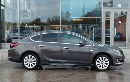 Opel Astra J, 2013 год, 670 000 рублей, 4 фотография