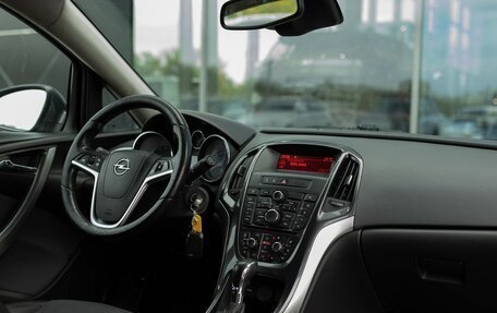 Opel Astra J, 2013 год, 670 000 рублей, 10 фотография