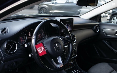 Mercedes-Benz GLA, 2018 год, 1 688 000 рублей, 10 фотография
