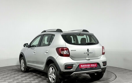 Renault Sandero II рестайлинг, 2018 год, 1 100 000 рублей, 7 фотография