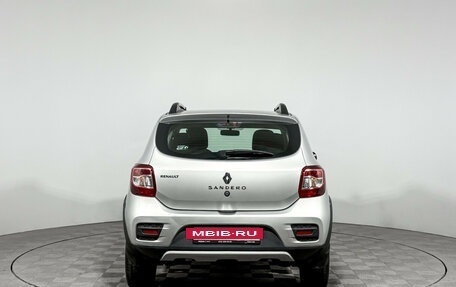 Renault Sandero II рестайлинг, 2018 год, 1 100 000 рублей, 6 фотография