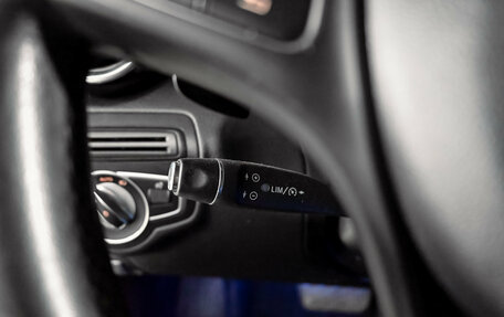 Mercedes-Benz C-Класс, 2017 год, 2 450 000 рублей, 14 фотография