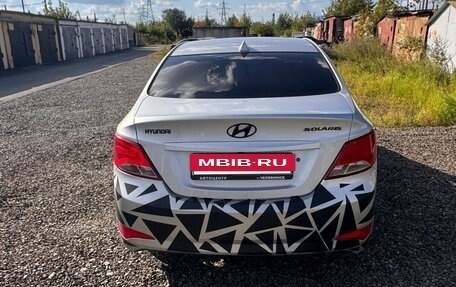 Hyundai Solaris II рестайлинг, 2016 год, 820 000 рублей, 3 фотография