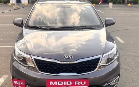KIA Rio III рестайлинг, 2015 год, 1 000 000 рублей, 2 фотография