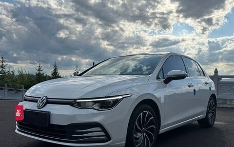 Volkswagen Golf VIII, 2021 год, 1 677 000 рублей, 3 фотография