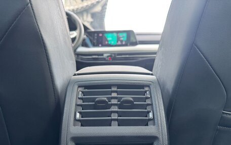 Volkswagen Golf VIII, 2021 год, 1 677 000 рублей, 17 фотография