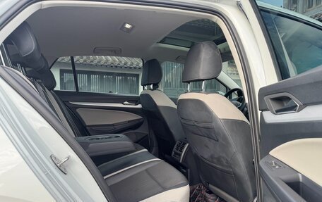 Volkswagen Golf VIII, 2021 год, 1 677 000 рублей, 20 фотография