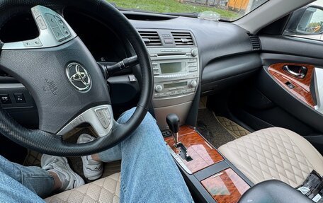 Toyota Camry, 2011 год, 1 290 000 рублей, 12 фотография