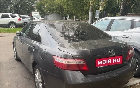 Toyota Camry, 2011 год, 1 290 000 рублей, 6 фотография