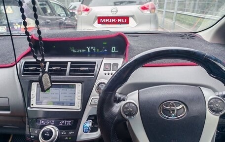 Toyota Prius Alpha I (ZVW40/41), 2013 год, 1 000 000 рублей, 14 фотография