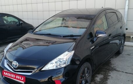 Toyota Prius Alpha I (ZVW40/41), 2013 год, 1 000 000 рублей, 10 фотография
