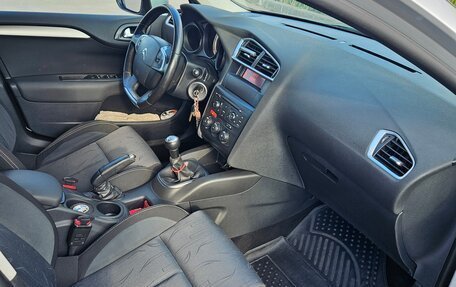 Citroen C4 II рестайлинг, 2011 год, 649 999 рублей, 15 фотография
