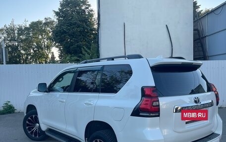 Toyota Land Cruiser Prado 150 рестайлинг 2, 2017 год, 4 850 000 рублей, 7 фотография