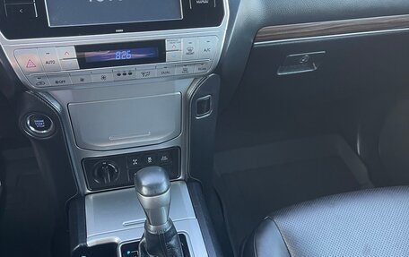 Toyota Land Cruiser Prado 150 рестайлинг 2, 2017 год, 4 850 000 рублей, 14 фотография