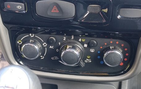 Renault Duster I рестайлинг, 2014 год, 750 000 рублей, 12 фотография