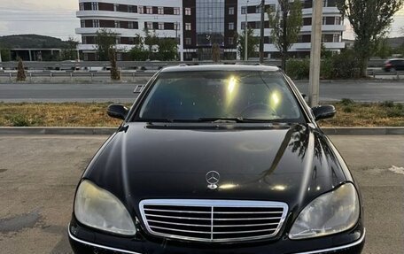 Mercedes-Benz S-Класс, 2001 год, 600 000 рублей, 1 фотография