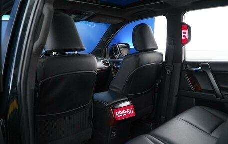 Toyota Land Cruiser Prado 150 рестайлинг 2, 2016 год, 3 999 999 рублей, 11 фотография