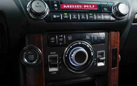 Toyota Land Cruiser Prado 150 рестайлинг 2, 2016 год, 3 999 999 рублей, 21 фотография