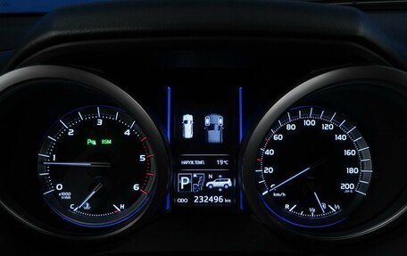 Toyota Land Cruiser Prado 150 рестайлинг 2, 2016 год, 3 999 999 рублей, 25 фотография