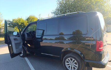 Volkswagen Caravelle T5, 2013 год, 1 980 000 рублей, 3 фотография