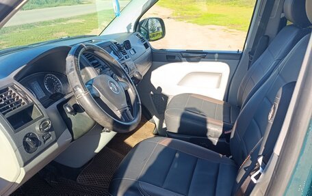 Volkswagen Caravelle T5, 2013 год, 1 980 000 рублей, 14 фотография