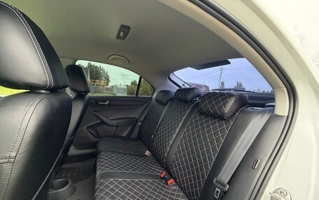 Skoda Rapid I, 2019 год, 1 300 000 рублей, 10 фотография